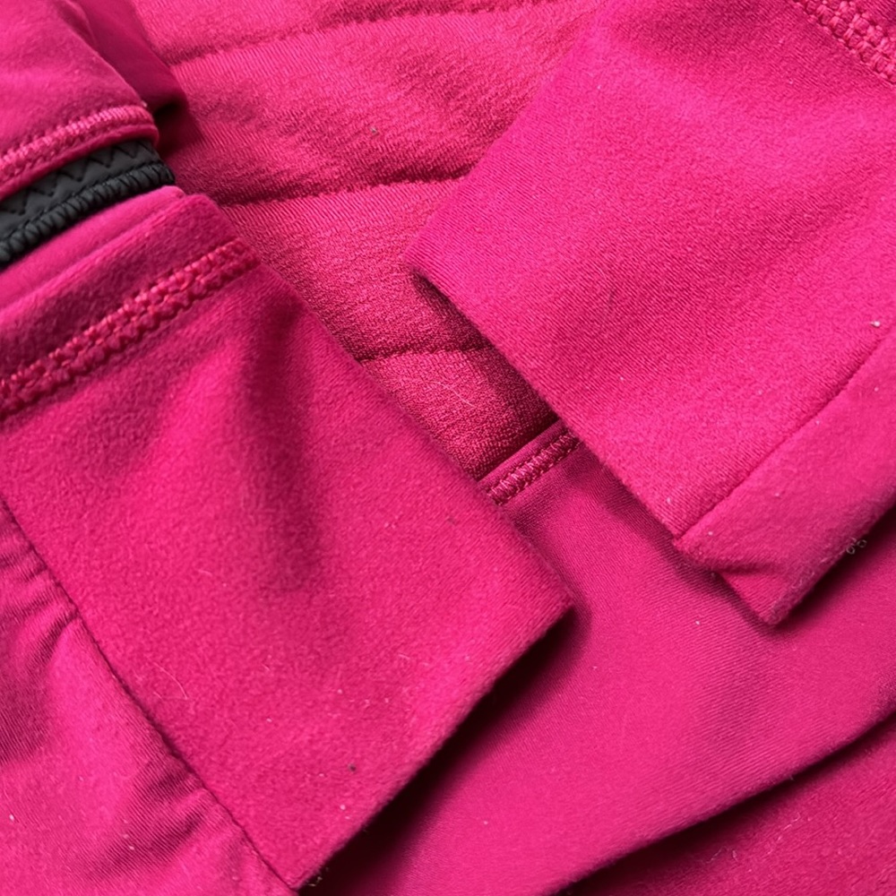 Lululemon Fleece Out Jacket
Berry Rumble 4 - Picture 10 of 12